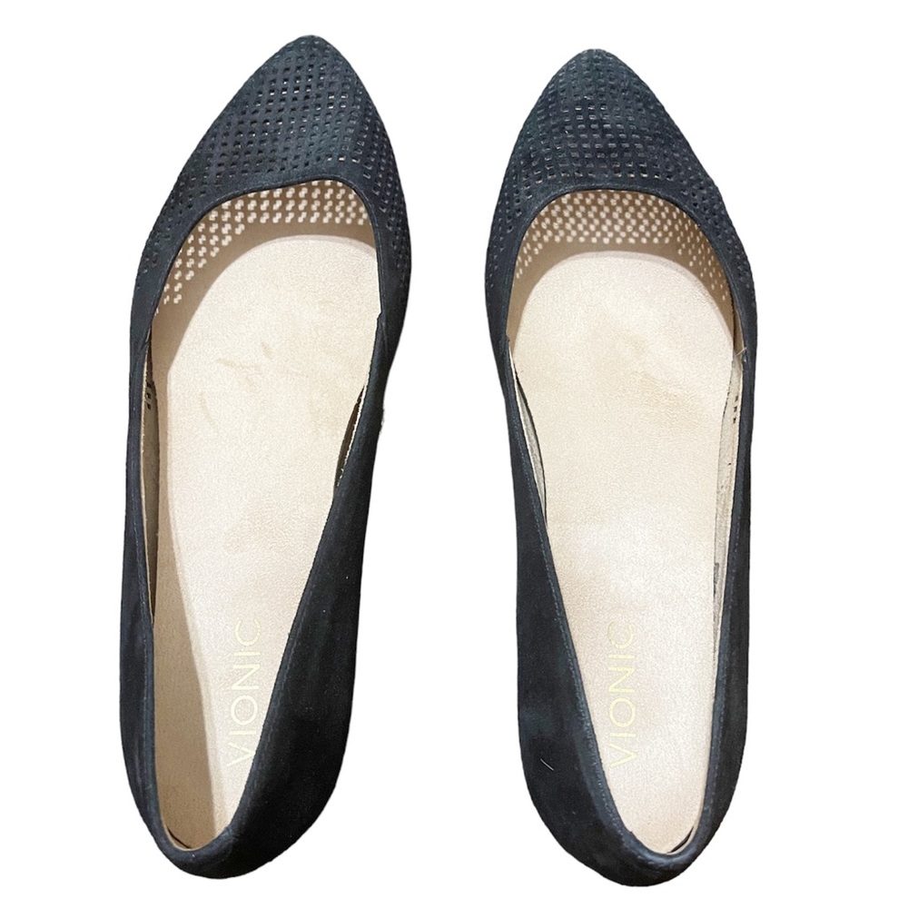 EUC Vionic Black Flats Size 11W